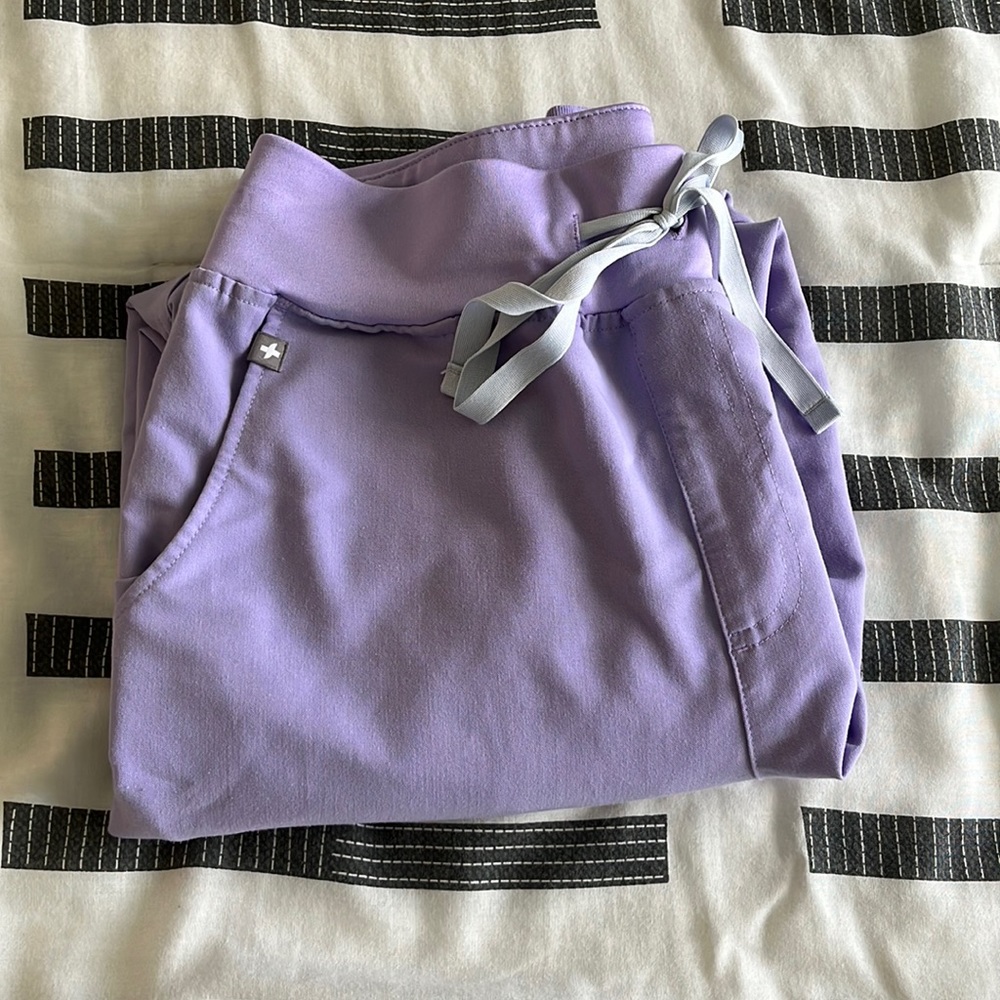FIGS Lavender Dew High Waisted Zamora Joggers M (LIMITED EDITION)